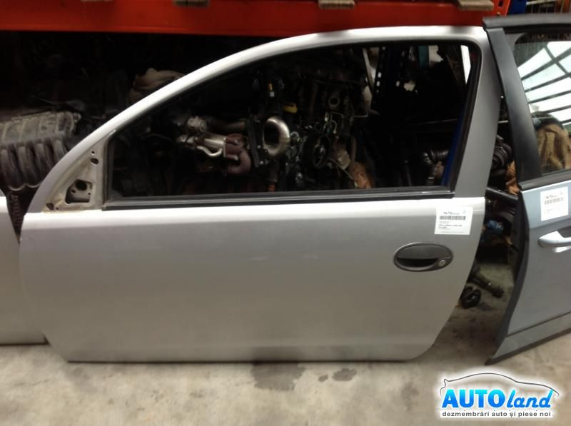 Usa Fata Stanga Goala, 2 Usi Argintie Opel CORSA C F08,F68 2000