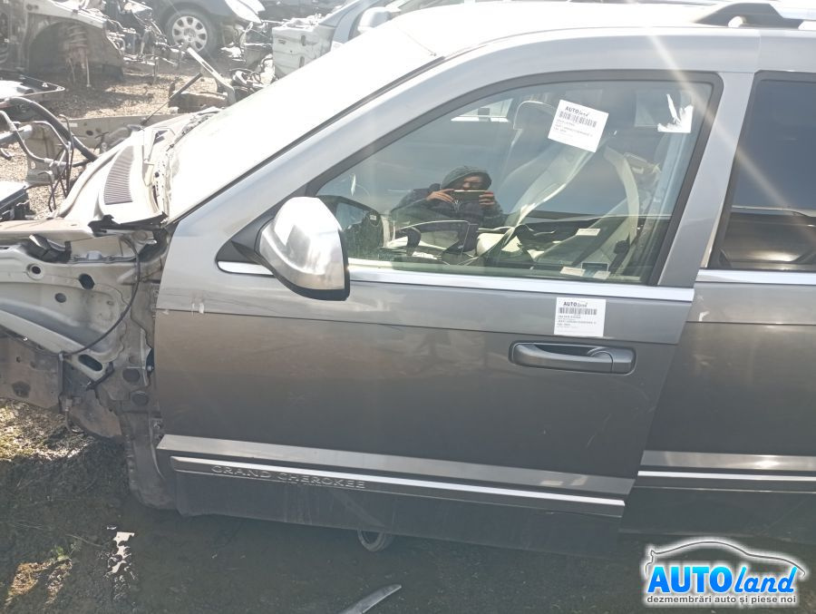 Usa Fata Stanga Goala, Mica Problema Jeep GRAND CHEROKEE III 2003