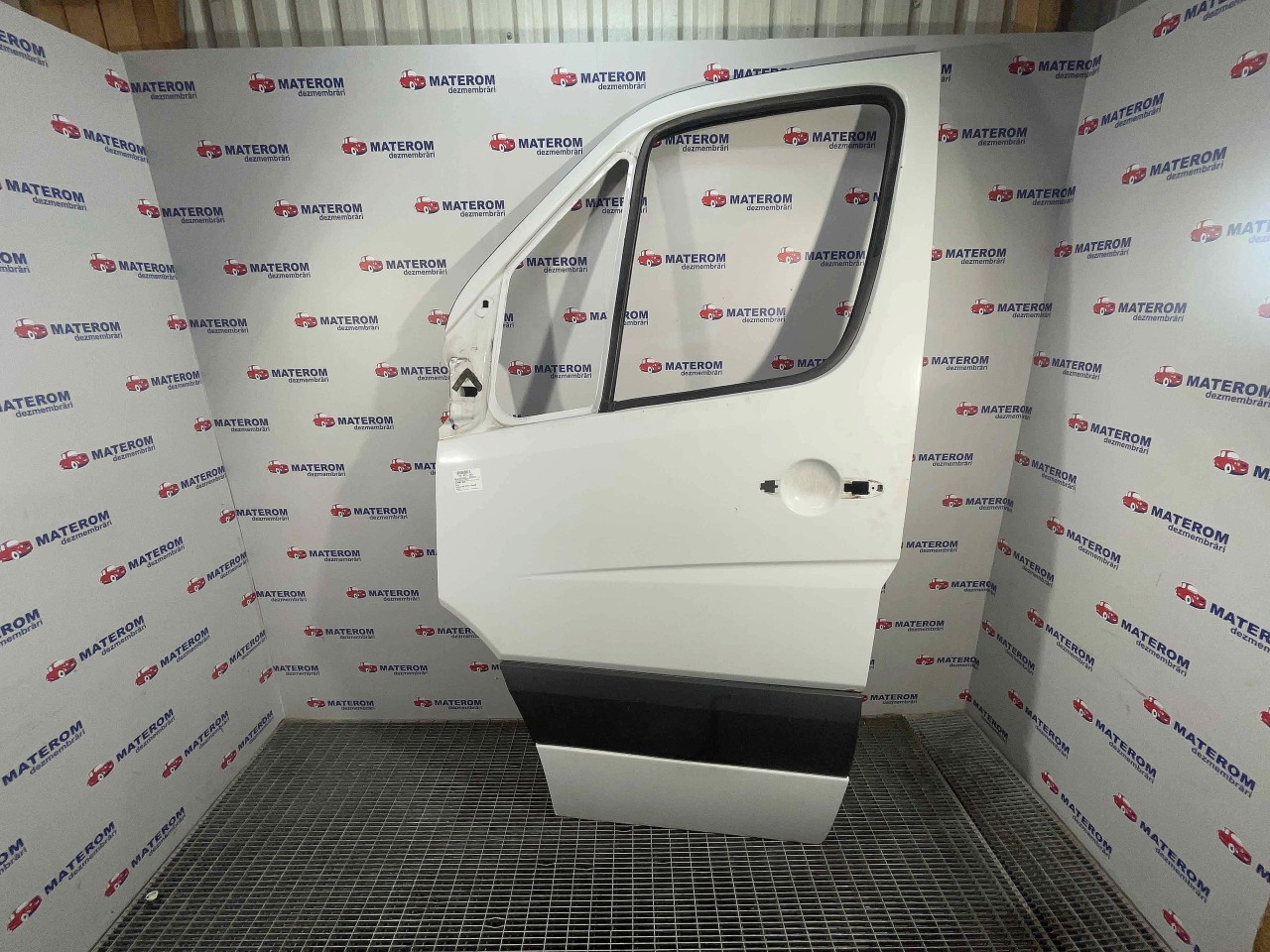 USA FATA STANGA MERCEDES SPRINTER - - (2006 2014)