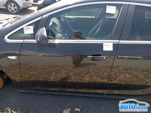 Usa Fata Stanga Opel ASTRA J hatchback 2009