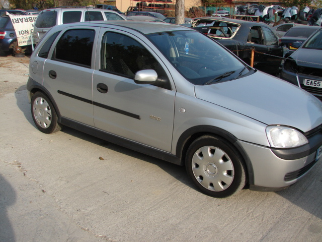Usa fata stanga Opel Corsa C [2000 - 2003] Hatchback 5-usi 1.7 DTI MT (75 hp) C (F08 F68)
