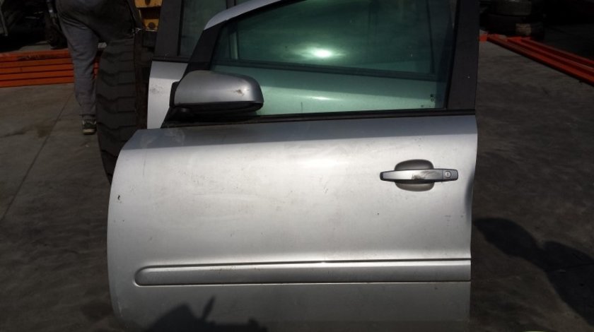 Usa Fata Stanga Opel Zafira B (2005-2011) 1.9 Cdti HATCHBACK