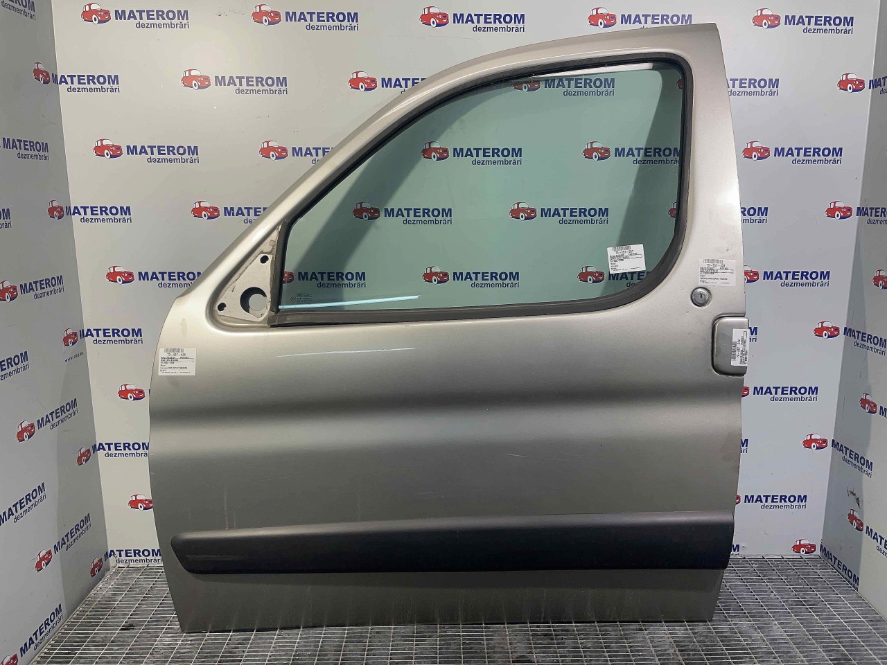 USA FATA STANGA PEUGEOT PARTNER PARTNER - - (2002 2008)