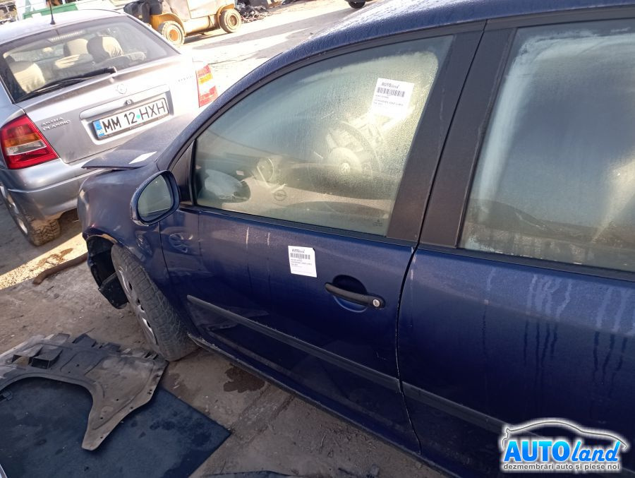 Usa Fata Stanga Volkswagen GOLF V 1K1 2003