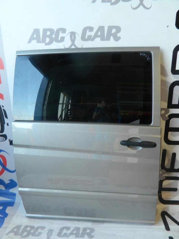 Usa laterala culisanta dreapta Mercedes Vito 2003-> W639