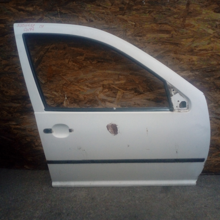 Usa / Portiera Alb,fata,dreapta VW GOLF 4 1997 - 2004