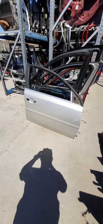 Usa / Portiera Alb,Gri,fata,dreapta Opel VECTRA C 2002 - 2008