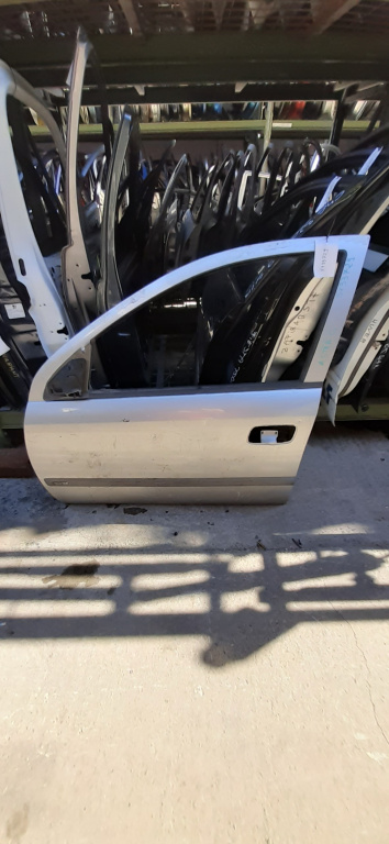 Usa / Portiera Alb,Gri,fata,stanga Opel ASTRA G 1998 - 2009