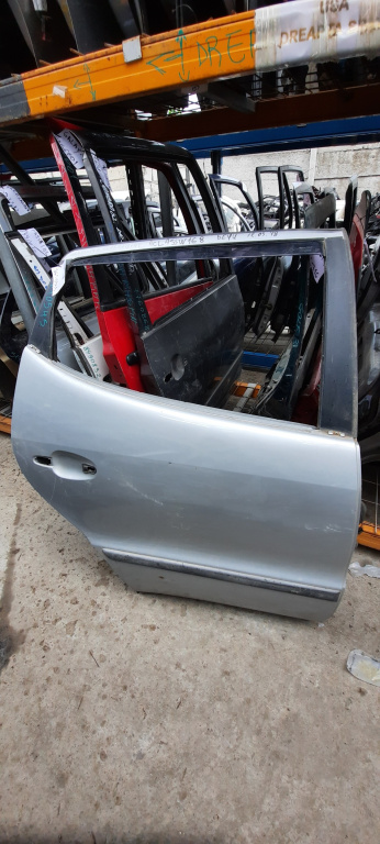 Usa / Portiera Alb,Gri,spate,dreapta Mercedes-Benz A-CLASS (W168) 1997 - 2004