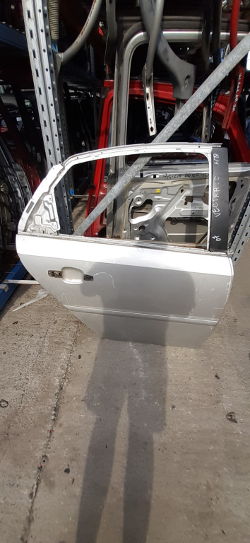 Usa / Portiera Alb,Gri,spate,dreapta Opel VECTRA C 2002 - 2008