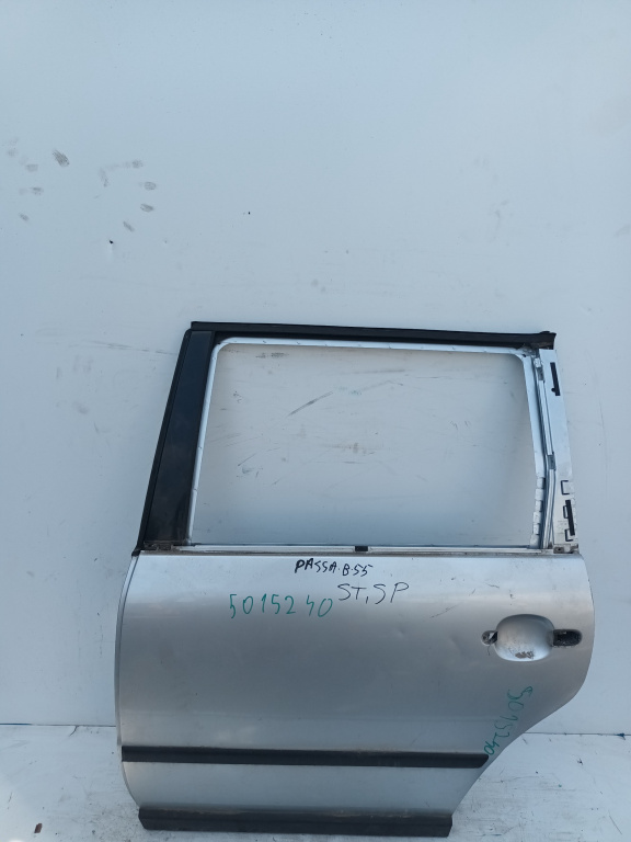 Usa / Portiera Alb,Gri,spate,stanga VW PASSAT B5, B5.5 1996 - 2005