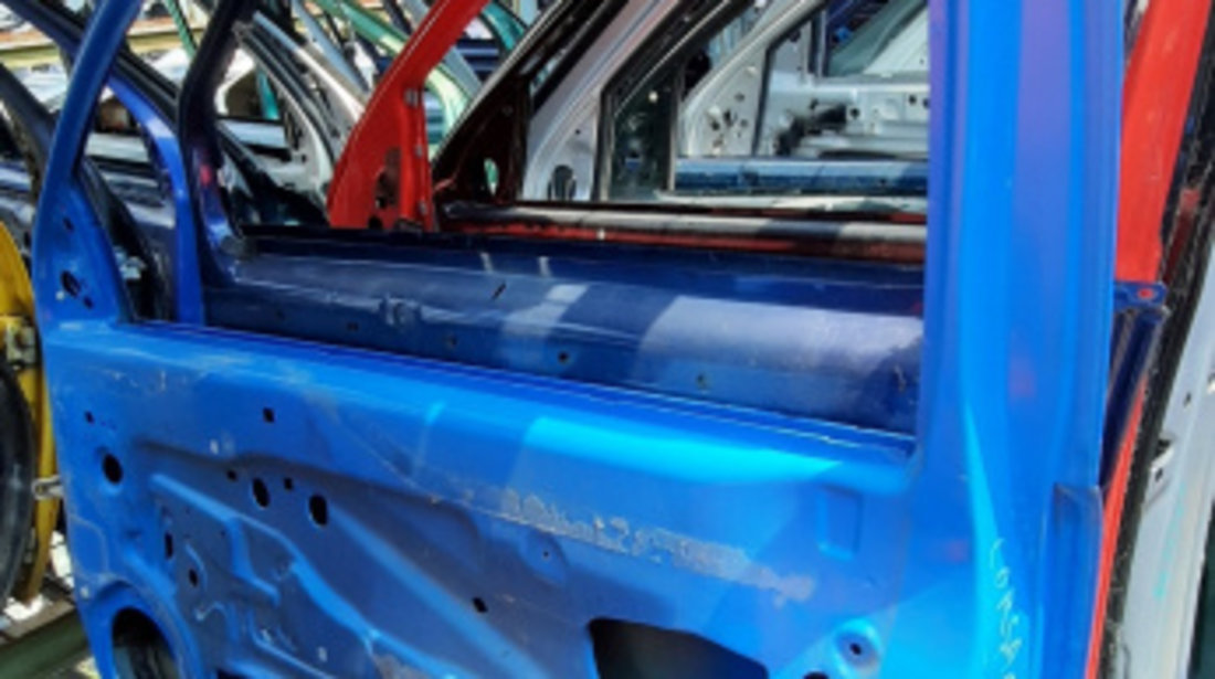 Usa / Portiera Albastru,fata,dreapta,hatchback 3 Portiere Opel CORSA C 2000 - 2009
