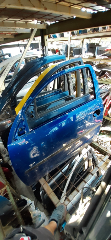 Usa / Portiera Albastru,fata,stanga Opel CORSA C 2000 - 2006