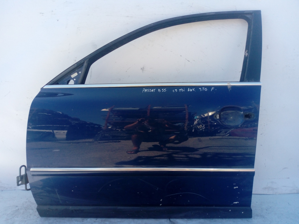 Usa / Portiera Albastru,fata,stanga VW PASSAT B5, B5.5 1996 - 2005