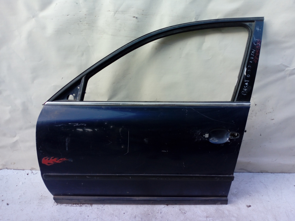 Usa / Portiera Albastru,fata,stanga VW PASSAT B5, B5.5 1996 - 2005