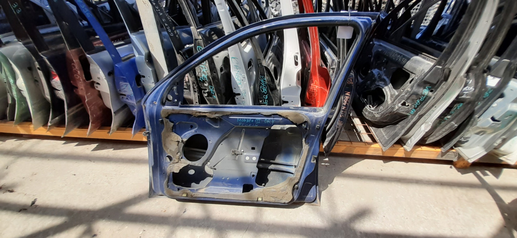 Usa / Portiera Albastru,Violet,fata,dreapta Ford MONDEO Mk 3 2000 - 2007