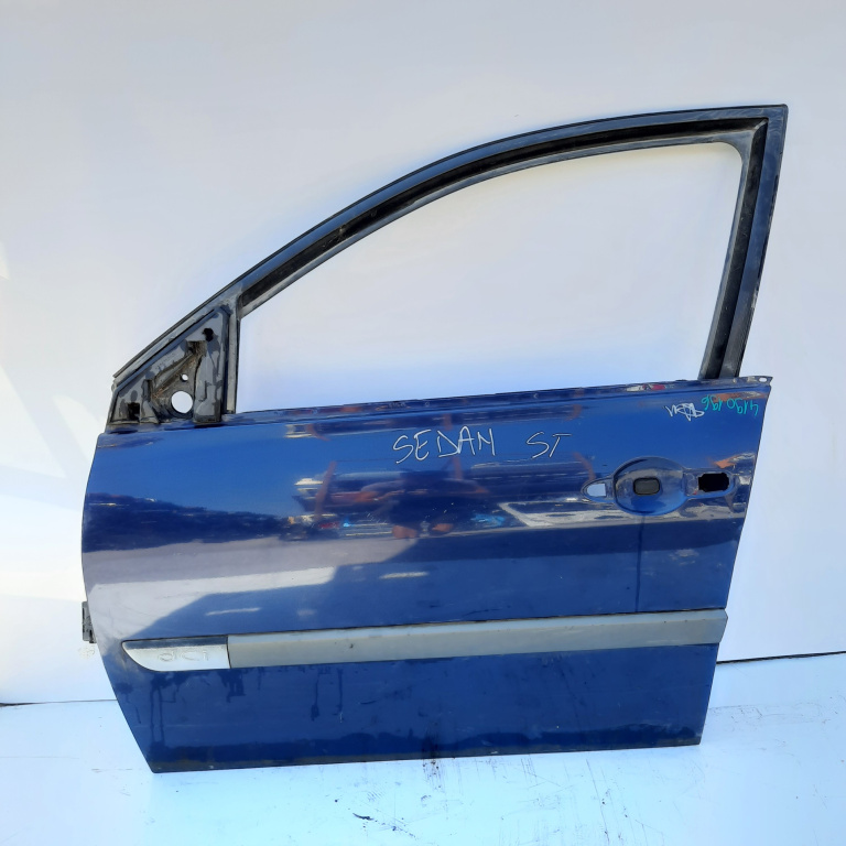 Usa / Portiera Albastru,Violet,fata,stanga Renault MEGANE 2 2002 - 2010