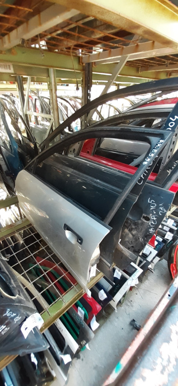 Usa / Portiera Audi A4 B5 (8D) 1994-2001 Alb Gri Fata Stanga