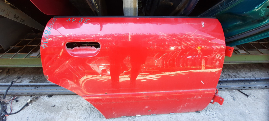 Usa / Portiera Audi A4 B5 (8D) 1994-2001 Rosu Spate Dreapta
