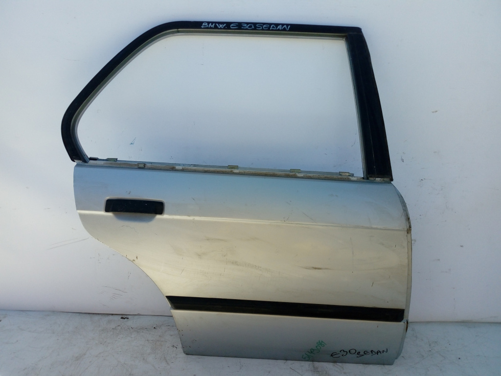 Usa / Portiera Bmw 3 (E30) 1982-1994 Alb Gri Spate Dreapta