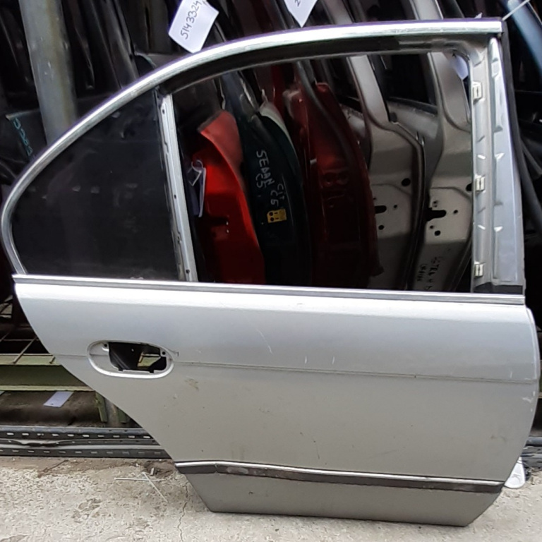 Usa / Portiera Bmw 5 (E39) 1995-2004 Alb Gri Spate Dreapta