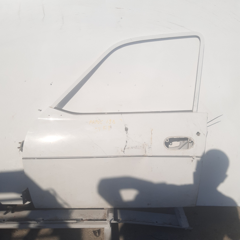 Usa / Portiera Dacia 1304 Pick-Up / Papuc 1983-2006 Alb Fata Stanga