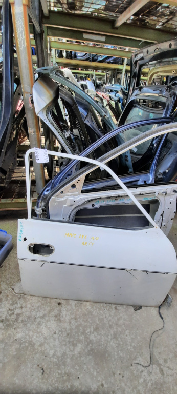 Usa / Portiera Dacia 1304 Pick-Up / Papuc 1983-2006 Alb Fata Dreapta