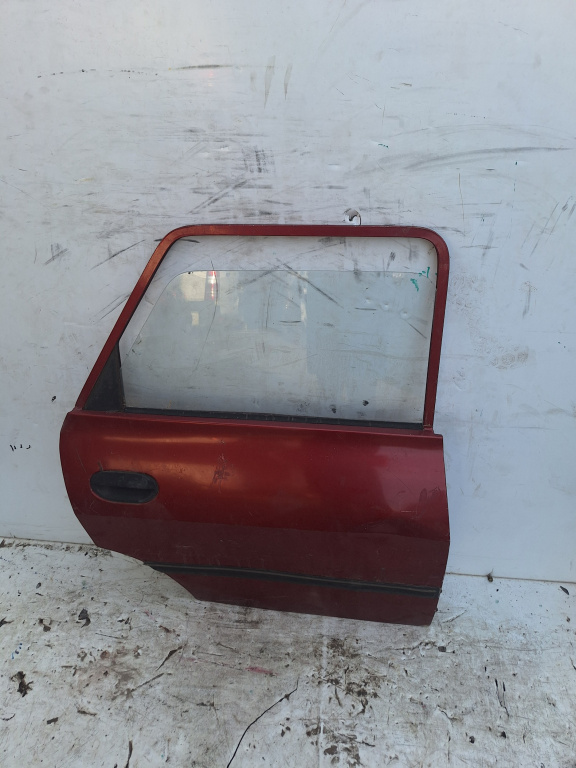 Usa / Portiera Dacia 1310 1983-2004 Rosu Spate Dreapta