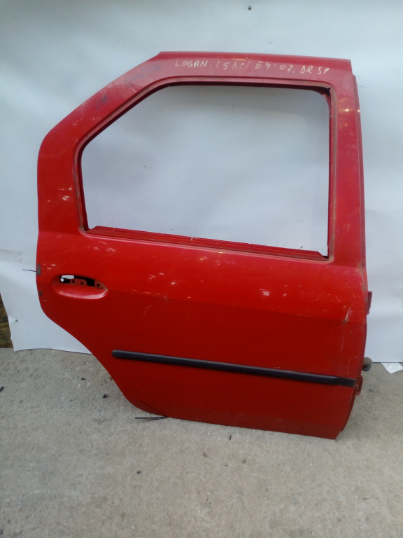 Usa / Portiera Dacia Logan (Ls) 2004-2012 Rosu Spate Dreapta Sedan / Berlina