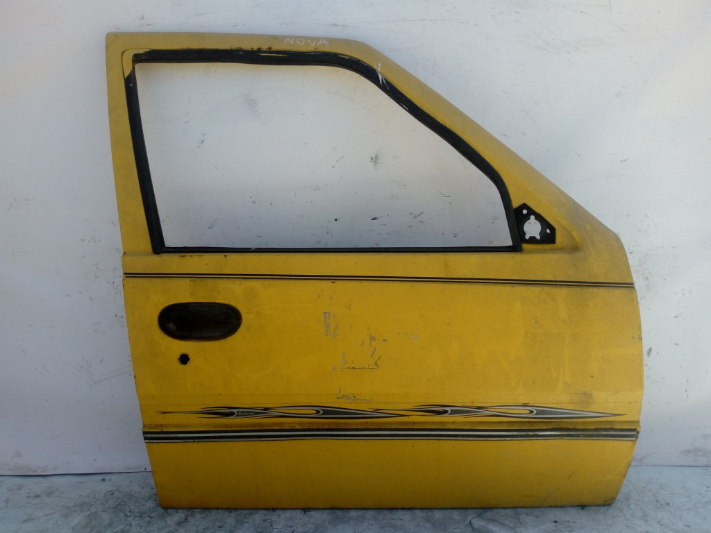 Usa / Portiera Dacia Nova 1996-2003 Galben Fata Dreapta
