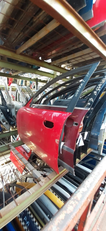 Usa / Portiera Daewoo Nubira 1 (Klaj) 1997-2000 Rosu Fata Stanga