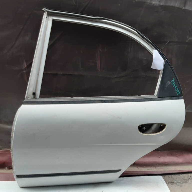 Usa / Portiera Daewoo Nubira 2 (Klan) 2000-2008 Spate Stanga