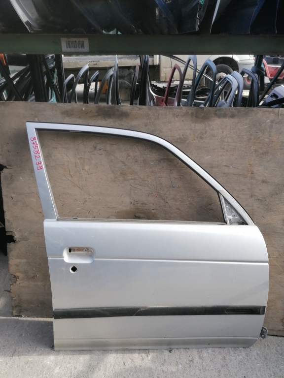 Usa / Portiera Daihatsu Gran Move 1997-2002 Gri Fata Dreapta