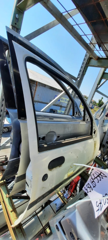 Usa / Portiera Dreapta,fata,Alb Ford COURIER 1991 - 1996