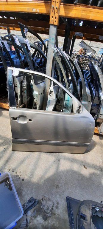 Usa / Portiera Dreapta,fata,Alb,Gri Mercedes-Benz E-CLASS (W210) 1995 - 2003