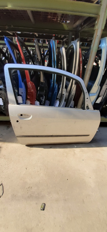Usa / Portiera Dreapta,fata,Alb,Gri Mitsubishi COLT 6 (Z3A, Z2A) 2002 - 2012