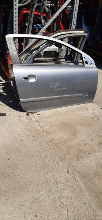 Usa / Portiera Dreapta,fata,Alb,Gri Opel ASTRA H 2004 - 2012