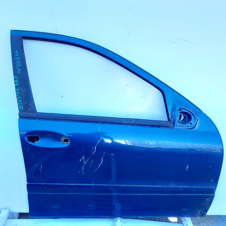 Usa / Portiera Dreapta,fata,Albastru Mercedes-Benz C-CLASS (W203) 2000 - 2007
