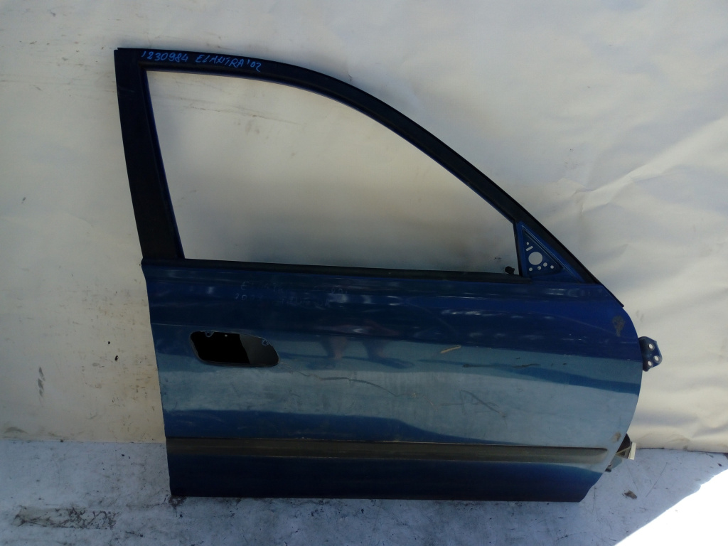 Usa / Portiera Dreapta,fata,Albastru,Negru Hyundai ELANTRA (XD) 2000 - 2006
