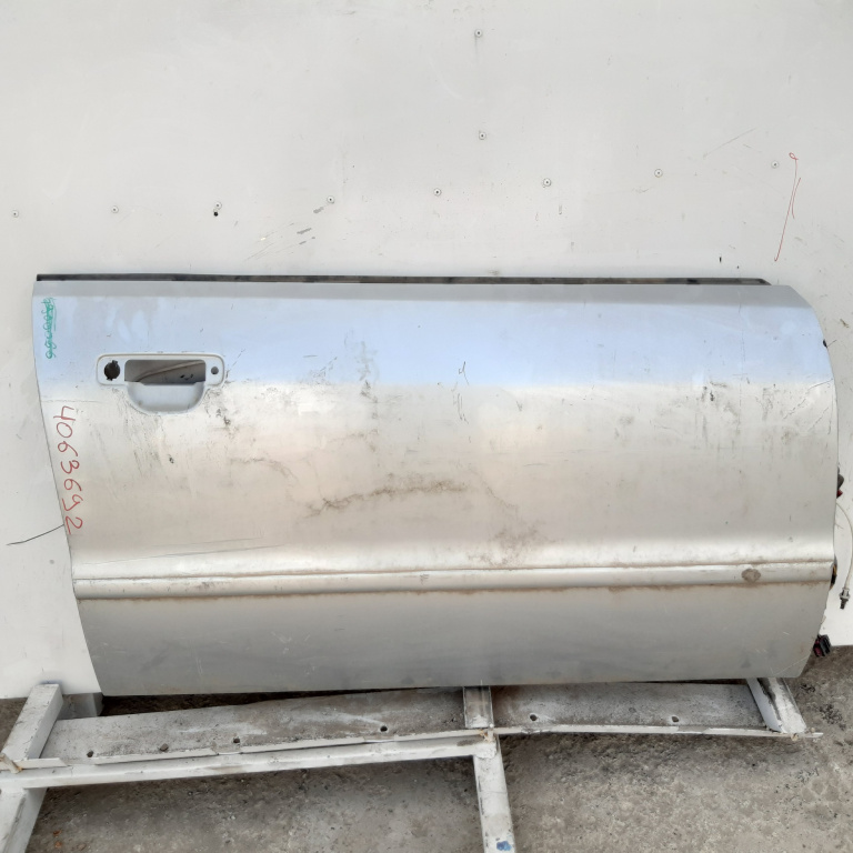 Usa / Portiera Dreapta Fata Audi A4 B5 (8D) 1994-2001 Gri