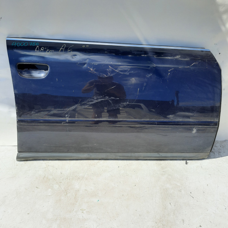 Usa / Portiera Dreapta,fata Audi A6 (4B, C5) 1997 - 2005