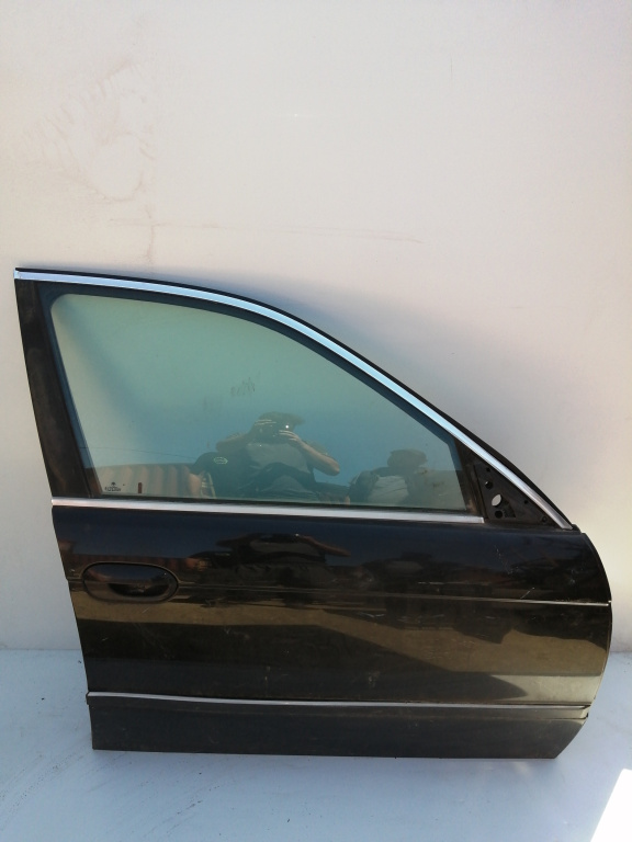 Usa / Portiera Dreapta Fata Bmw 5 (E39) 1995-2004 Negru