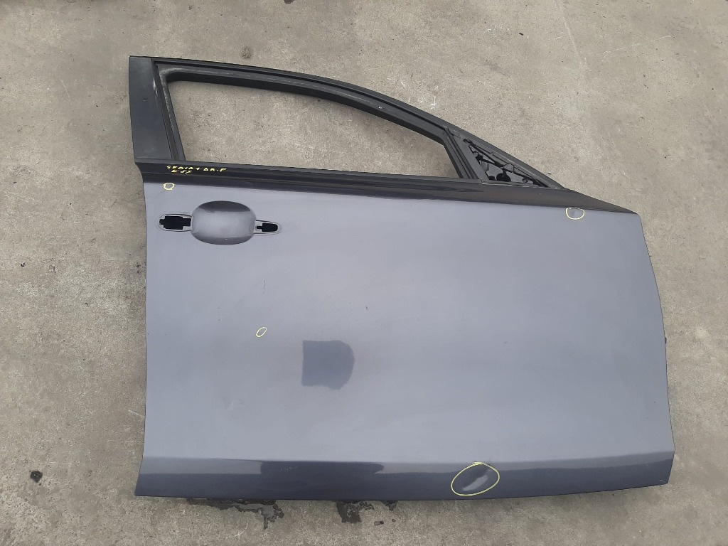 Usa portiera dreapta fata bmw seria 1 e87