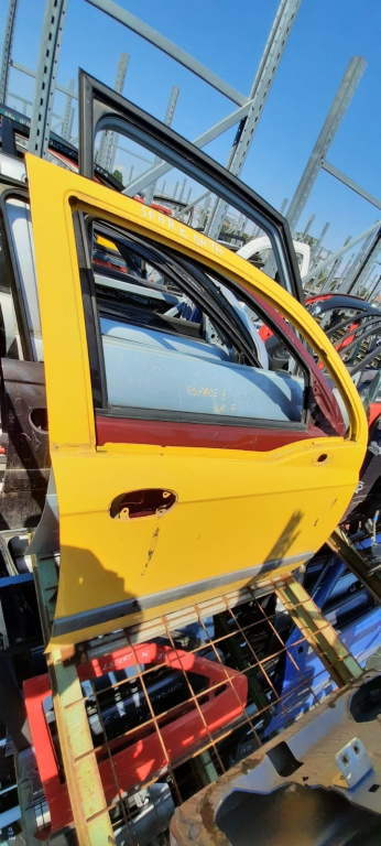 Usa / Portiera Dreapta Fata Chevrolet Spark 2000-2016 Galben