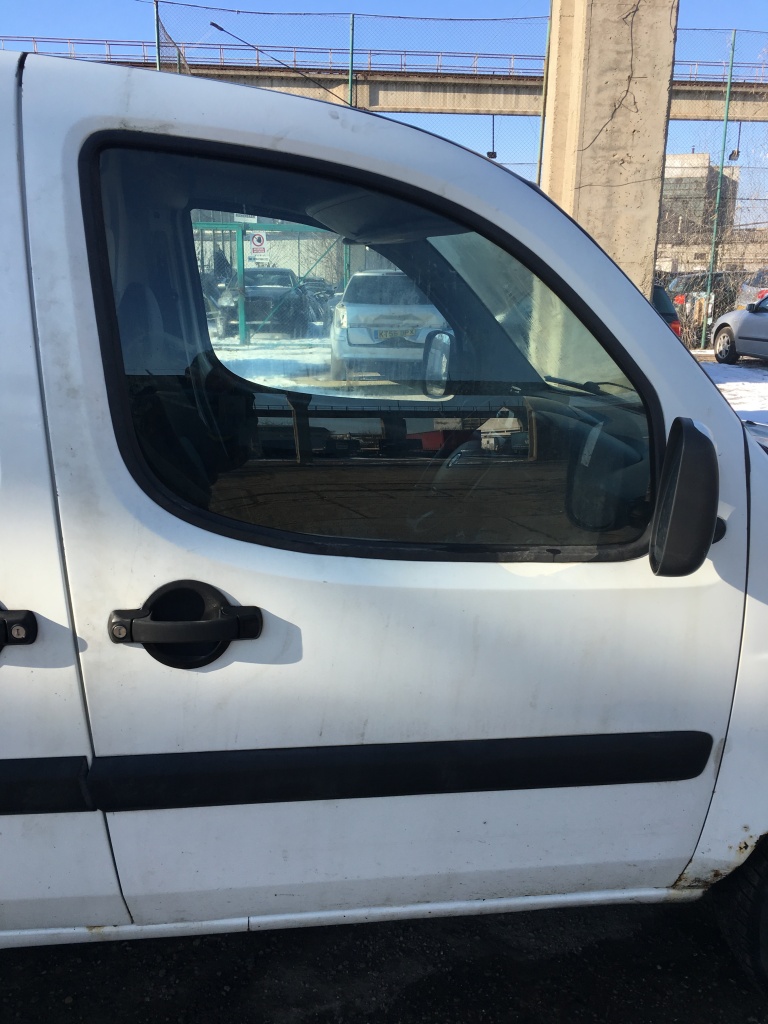 Usa / Portiera Dreapta Fata Fiat Doblo 2005 - 2010