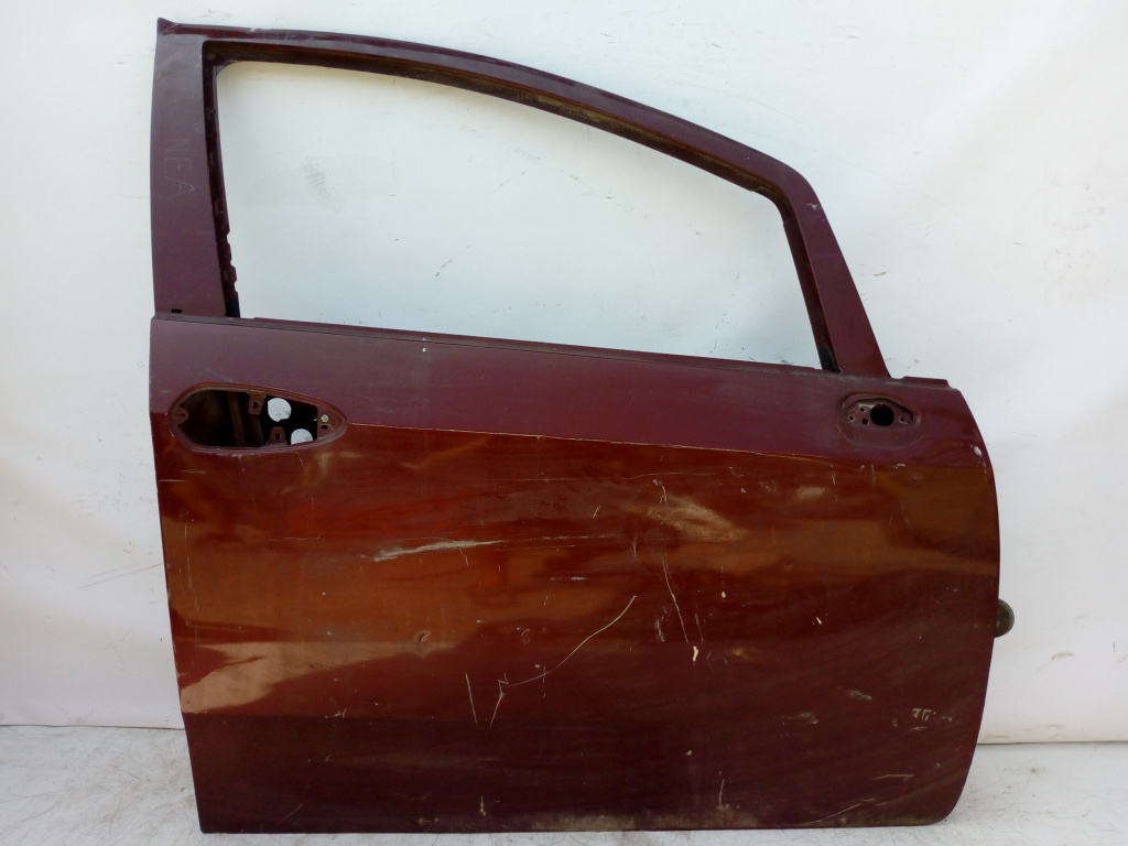 Usa / Portiera Dreapta Fata Fiat Linea (323) 2007-2016 Rosu Sedan / Berlina