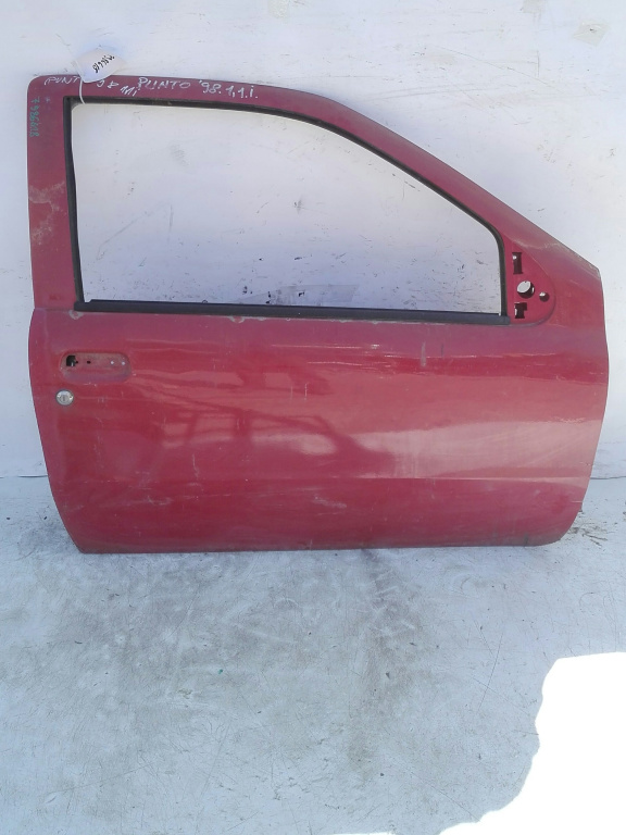 Usa / Portiera Dreapta Fata Fiat Punto (176) 1993-1999 Rosu