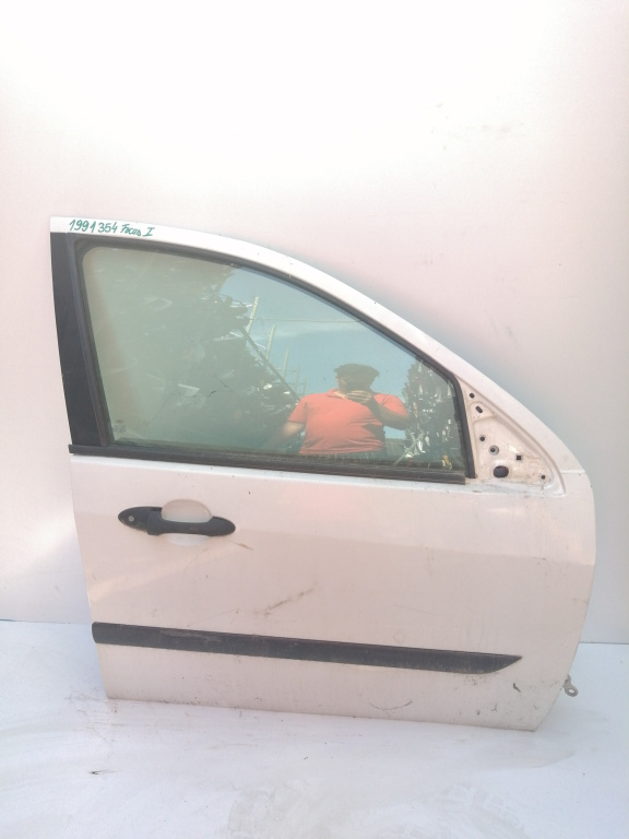 Usa / Portiera Dreapta Fata Ford Focus Mk 1 1998-2004 Alb