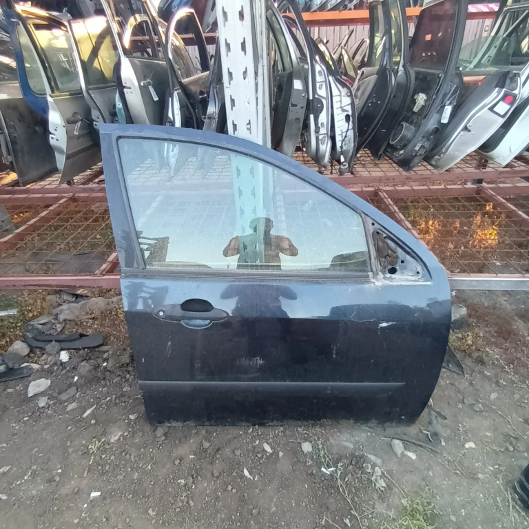 Usa / Portiera Dreapta Fata Ford Focus Mk 1 1998-2004 Negru