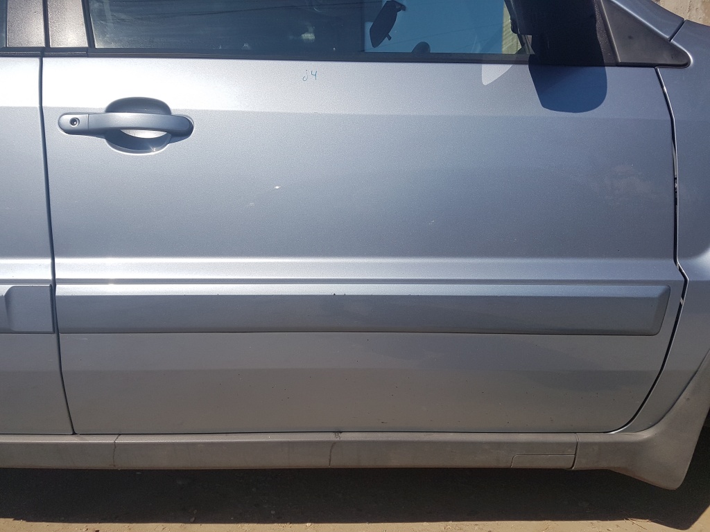 Usa / Portiera Dreapta Fata Ford Fusion 2002 - 2012 Cod Culoare J4